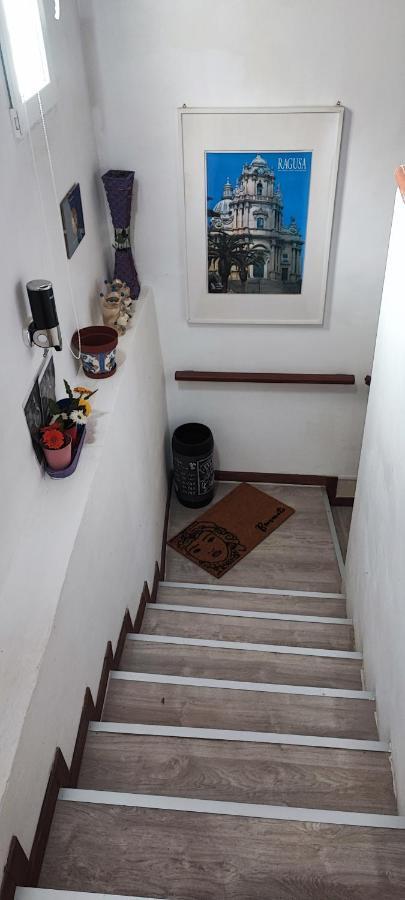 Appartamento Giada Noto Exteriör bild